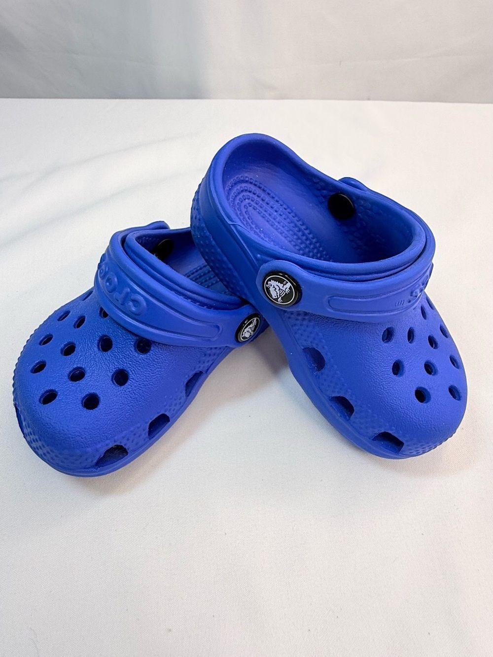Crocs Classic Clog Kids Size (Toddler C2/C3) in Royal Blue NWOT
